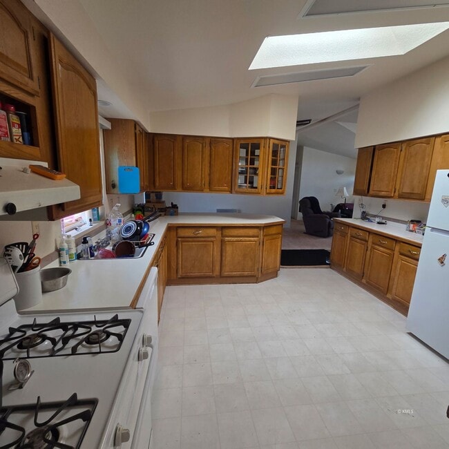 1374 S Ford Dr