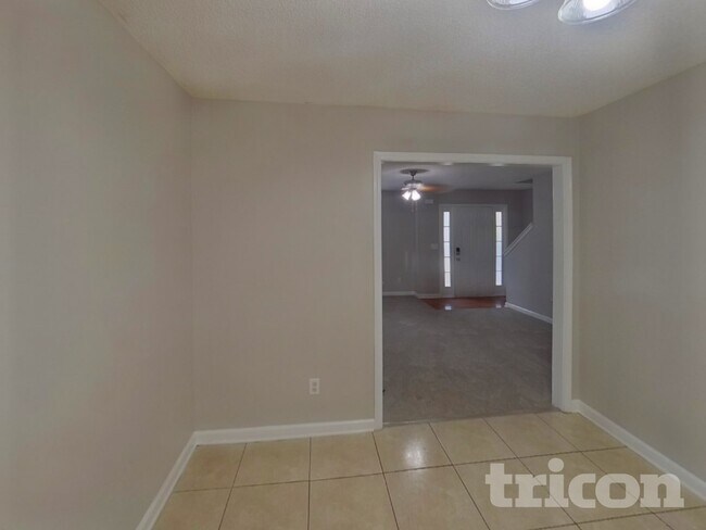 Photo - 123 Galway Ln House