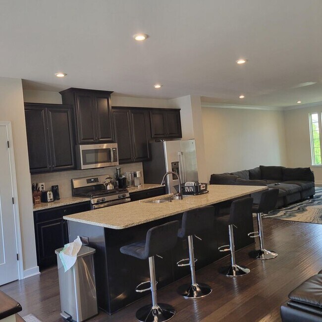 Photo - 18109 Red Cedar Rd