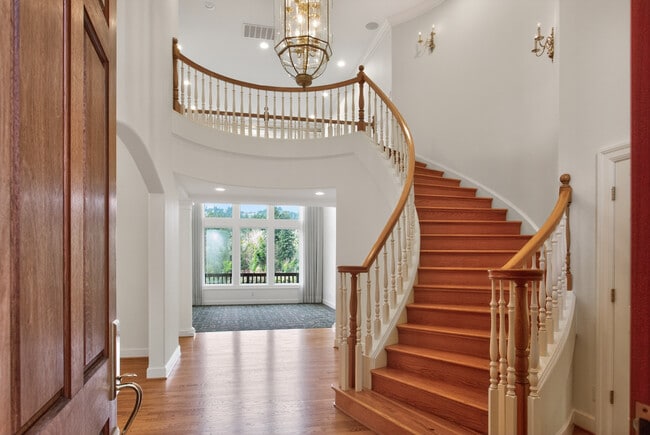 Photo - 1645 SE Oak Shore Ln