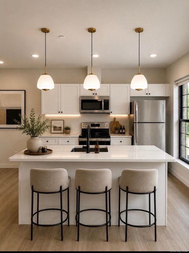 Building Photo - 136 201 Unit 201