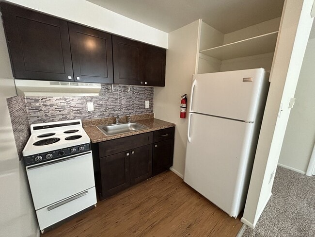 Photo - Kenneth House Apartments