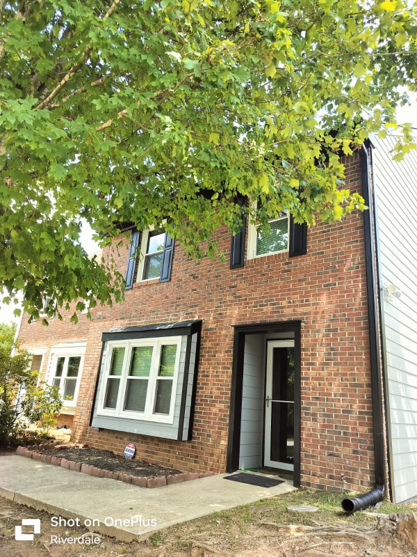 Building Photo - 1 Woodlake Dr Rental