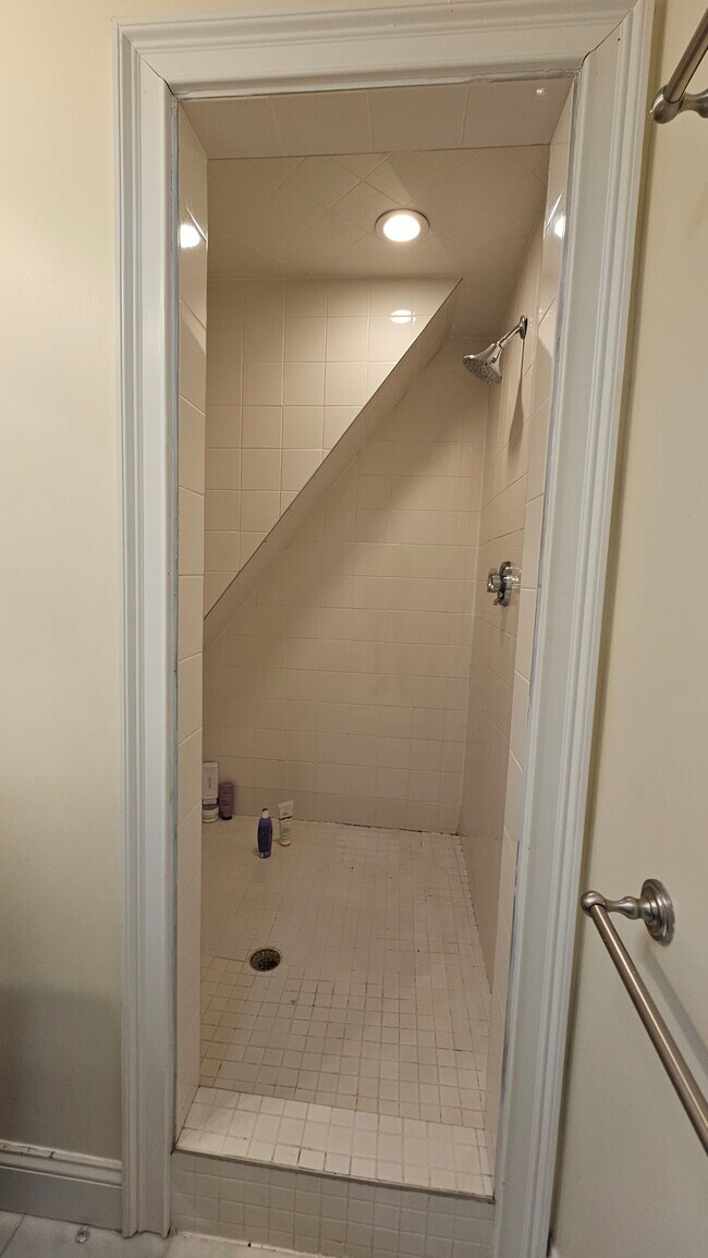 Photo - 44 Greycliff Rd Unit 1