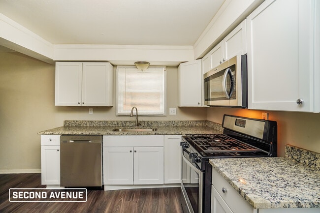 Photo - 1147 Logan Rd