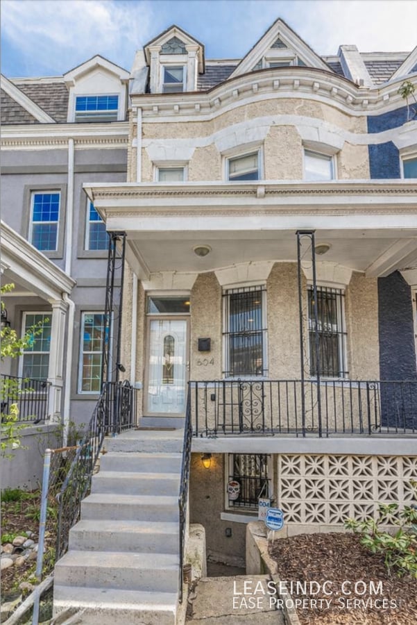 Building Photo - 604 Harvard St NW Unit #A