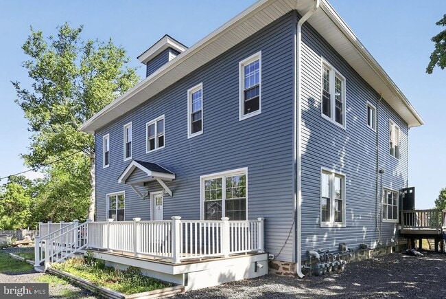 Building Photo - 509 Hainesport Lumberton Rd Unit 1