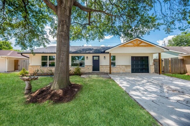 Photo - 5221 Libbey Dr