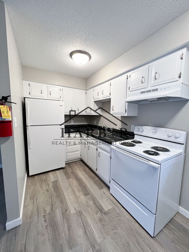 1 Bedroom 1 Bath - New Avon - SPECIAL: App... - 1 Bedroom 1 Bath - New Avon - SPECIAL: App... Apartment Unit 628