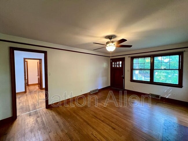 Photo - 29 Evergreen Ave