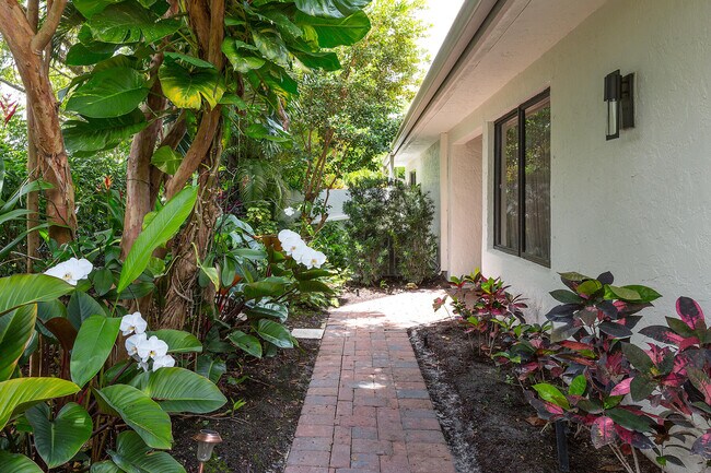 Photo - 2601 Sheltingham Dr