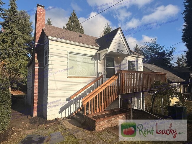 Building Photo - Charming Studio + Bonus Room in Maple Leaf with Private Entrance & Outdoor Space