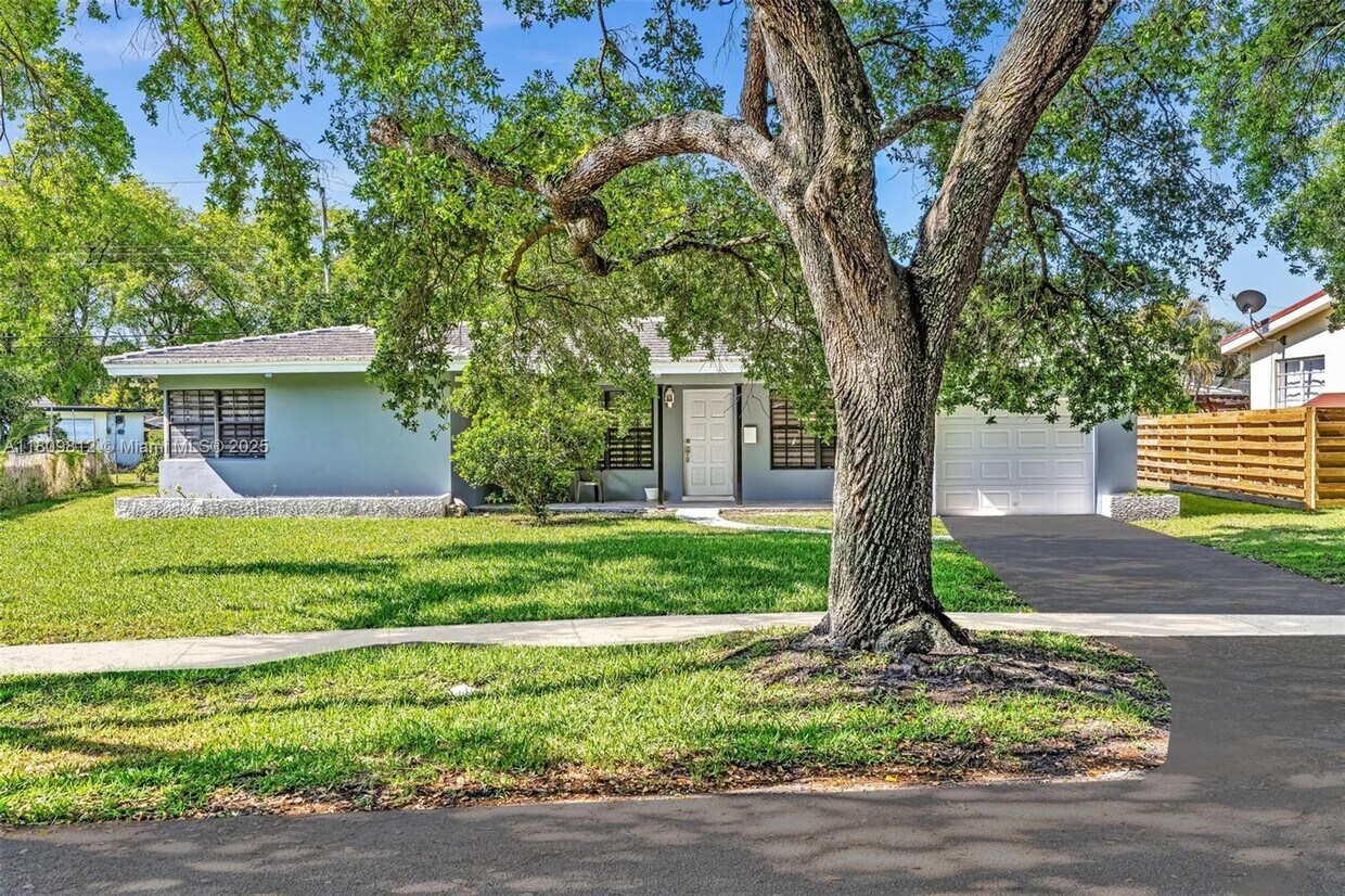 Photo - 418 S 57th Way (Hollywood, FL)