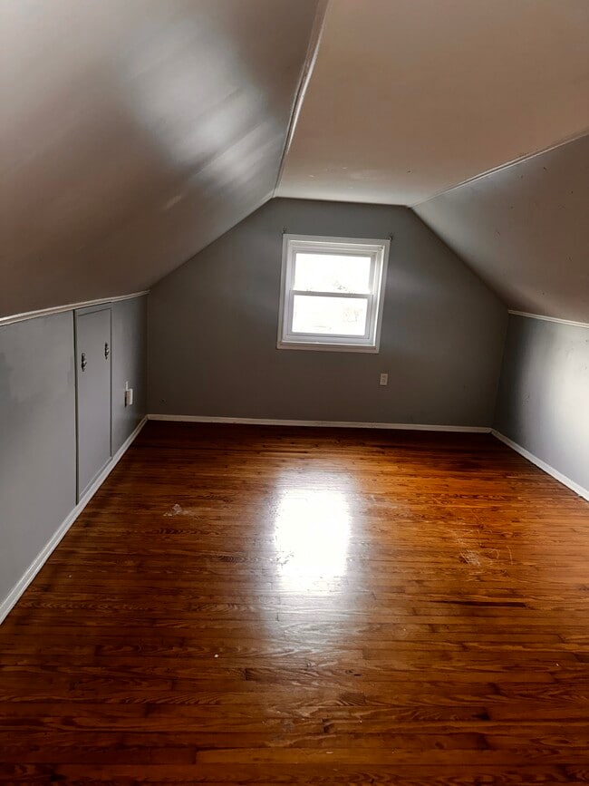 Photo - 970 Covedale Ave