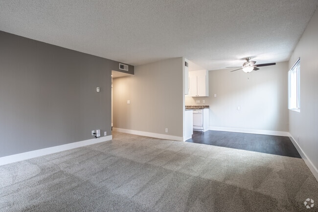 1BR, 1BA - Crow Canyon Living & Dining Areas - Creekside Terrace