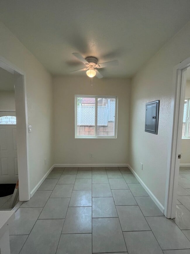 Photo - BRAND NEW ADU - 2+1 w/appliances, upgrades...
