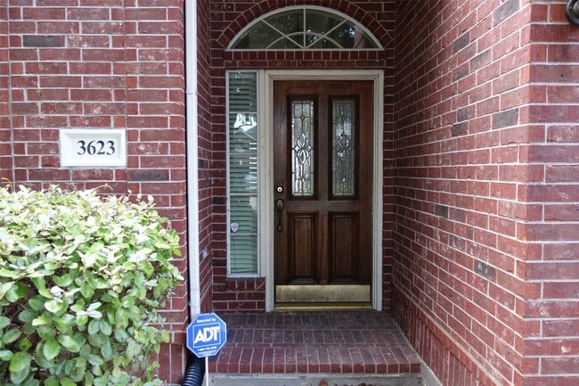 Photo - 3623 Chatwood Dr