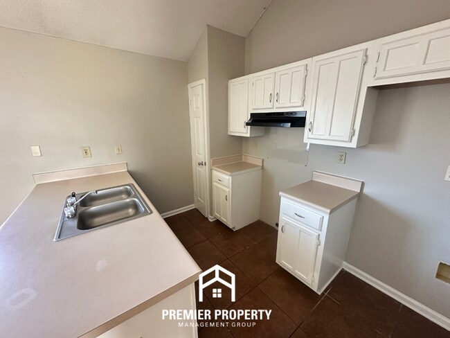 Photo - 5315 Timber Ridge Dr
