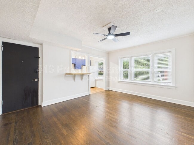 Building Photo - 3723 Wyoming St Unit # 04