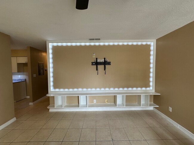 Photo - 1805 SE 15th Pl Unit 2