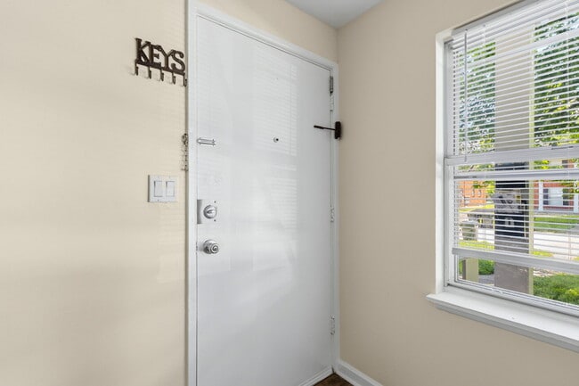 Photo - 1707 Valley Forge Way Unit 1