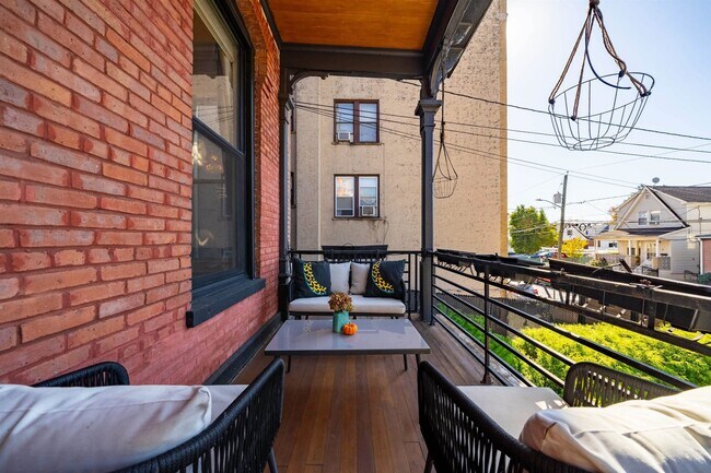 Photo - 60 Linden Ave Unit 1