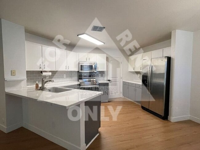 Photo - Great 3 Bed, 2 Bath with Open Floor Plan!