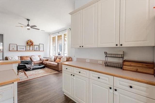 Photo - 2209 Swallow Ln