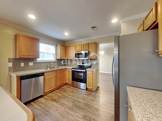 Photo - 542 Birchtree Valley Ct