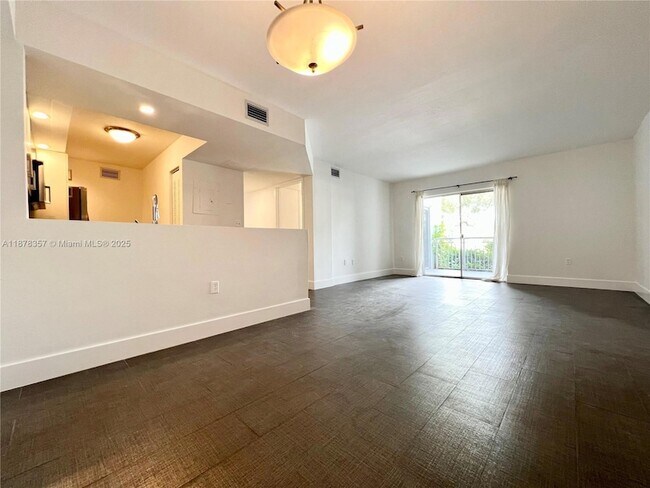 Photo - 8540 SW 212th St Unit 103