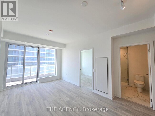 Photo - 7 Golden Lion Heights Unité #N2407