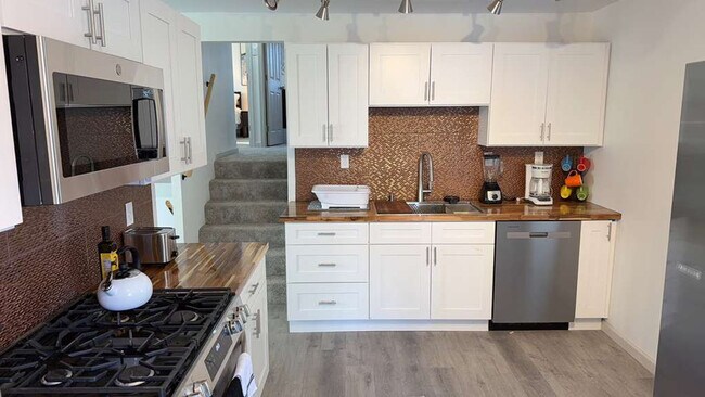 Photo - 2260 Danelle Ct Unit SI ID1472909P