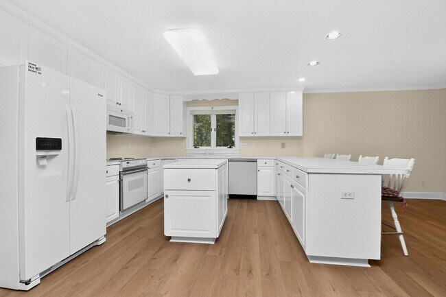 151 Seagrove Ln