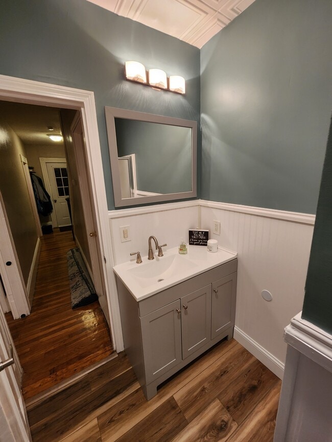 Photo - 72 S Central St