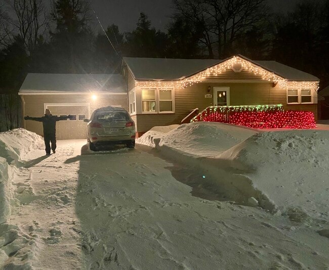 Photo - 1825 W Fair Ave