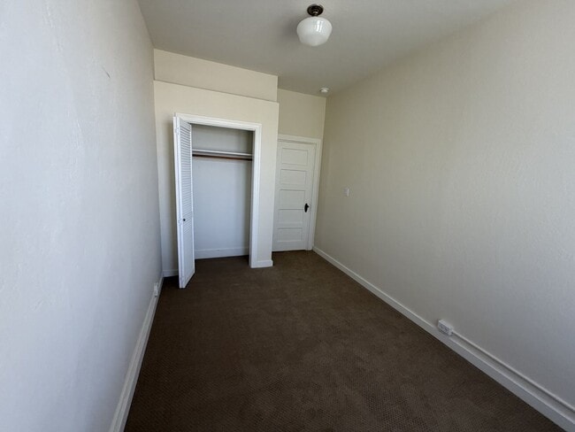 Photo - Bright & Spacious One Bedroom, Recently Renovated, W&D in Unit. Available Now!