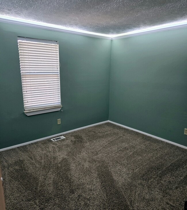 Photo - 4705 Midridge Dr