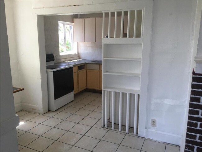 Photo - 124 Daytona Ave Unit 2