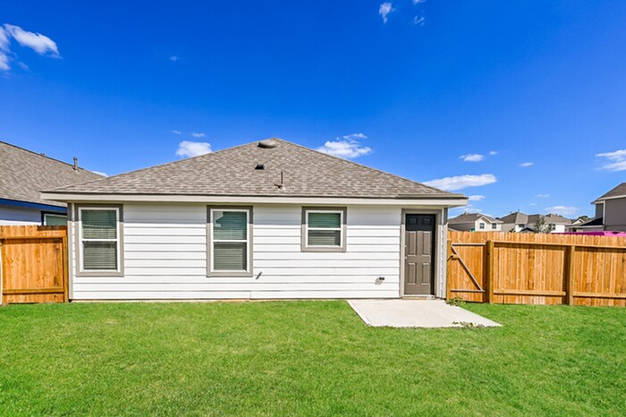 Photo - 2884 Briggs Dr