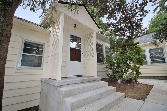 Photo - 3507 SW 11th Ave Unit 3