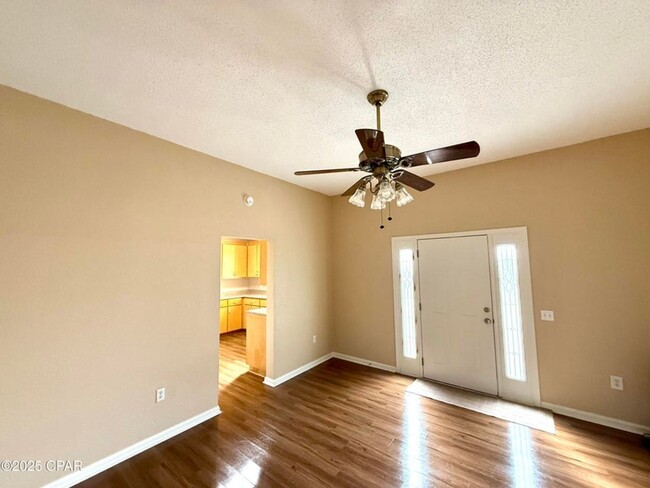 Photo - Executive 3 Bedroom / 2 Bath Home in Marianna, Florida