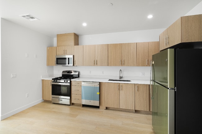 Photo - 11814 Aviation Blvd Unit 209