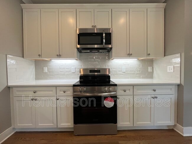 Photo - 705 Baldwin Ave