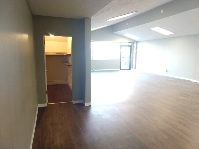 Side Closet - 7 E Main St Unit Commercial