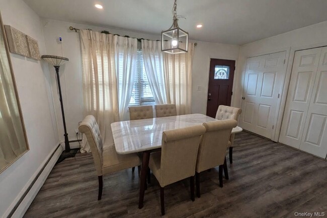 Photo - 4 McLaughlin Ave