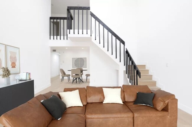 Photo - 3939 Moore St.