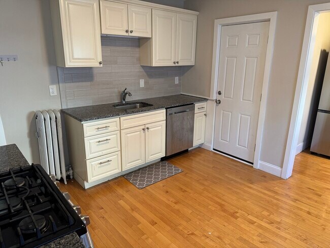 Photo - 234 Boylston St Unit 2