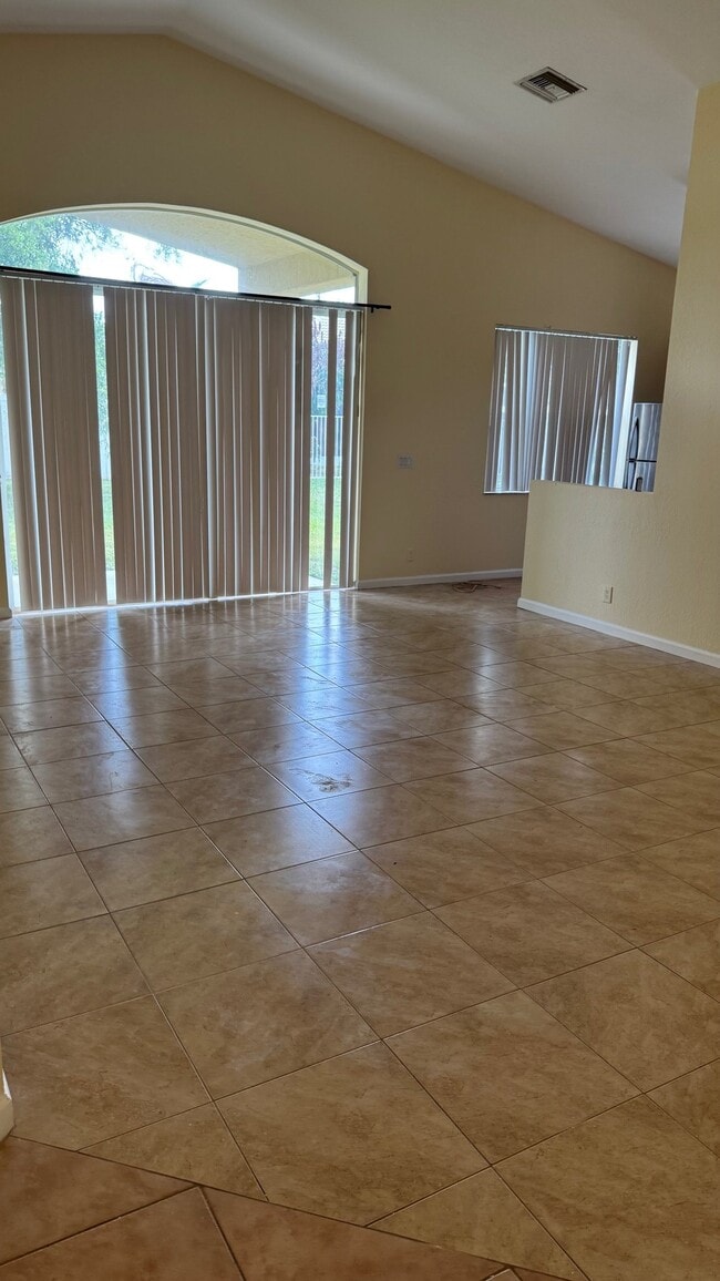 Photo - 6221 Spring Lake tr