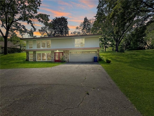 Building Photo - 13344 Wyola Rd Rental