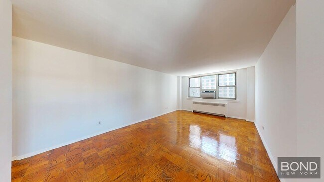 Building Photo - 240 E 35th St Unit 9L Rental